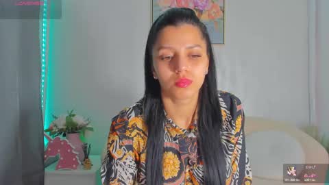 Sara online show from May 17, 8:45 am
