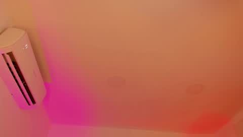 Sarah Bonneth online show from February 22, 11:53 am