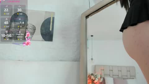 Snapshot of sarah_gothicgirl chatting on May 9, 7:41 pm sarah_gothicgirl online show from May 9, 7:41 pm