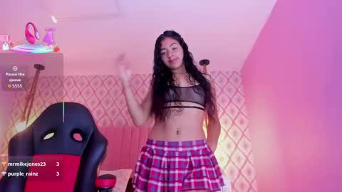 Snapshot of sarah_keys chatting on September 30, 3:22 am SARAH KEYS online show from September 30, 3:22 am