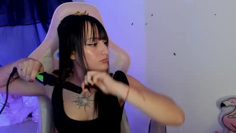 Sarah Ramirez online show from January 9, 4:30 am