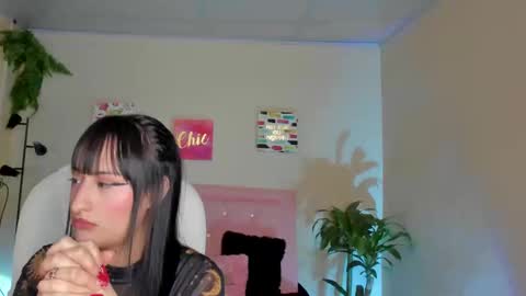 Sarah Ramirez online show from February 26, 2:57 pm