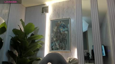 Snapshot of sarah_sluty chatting on March 17, 2:16 am Sarah online show from March 17, 2:16 am