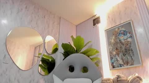 Snapshot of sarah_sluty chatting on March 21, 8:19 am Sarah online show from March 21, 8:19 am