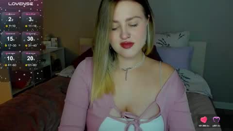 Sarah online show from October 3, 1:13 am