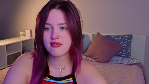 Sarah online show from December 19, 11:23 pm