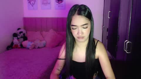 Snapshot of sarah_stone15 chatting on February 1, 7:34 pm Sarah online show from February 1, 7:34 pm