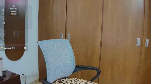 sarah_tailorr online show from October 10, 12:20 am