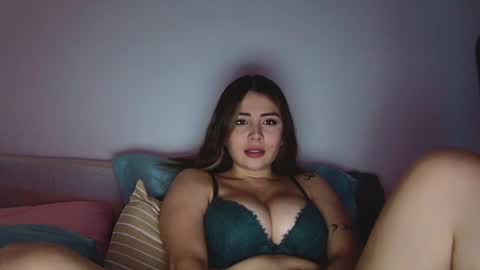 Snapshot of sarah_tailorr chatting on June 30, 4:52 pm sarah_tailorr online show from June 30, 4:52 pm