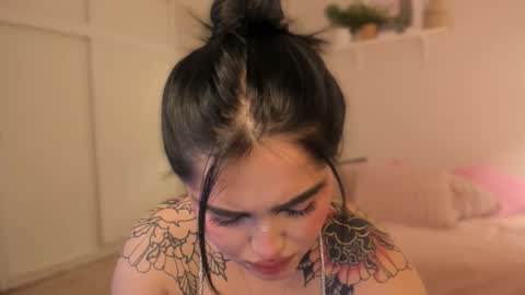   online show from October 15, 5:29 am