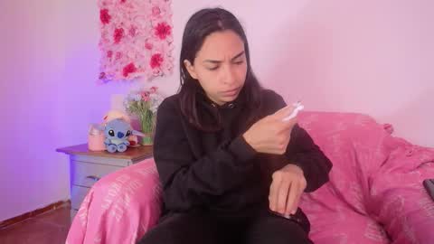 Snapshot of sarahajhoness chatting on March 15, 1:39 pm sarahajhoness online show from March 15, 1:39 pm