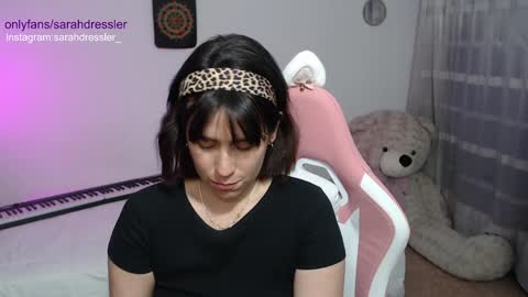 Snapshot of sarahdressler chatting on January 26, 1:41 am sarahdressler online show from January 26, 1:41 am