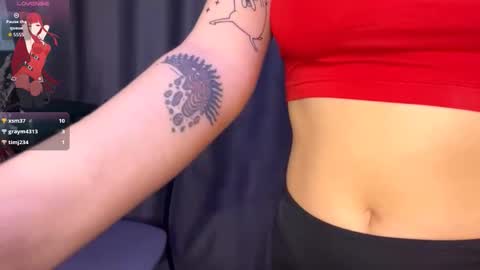 Snapshot of sarahhunnye chatting on March 19, 12:14 am Sarah online show from March 19, 12:14 am