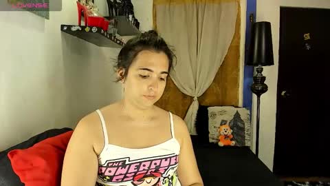  SARAHJEY     online show from February 15, 11:56 pm