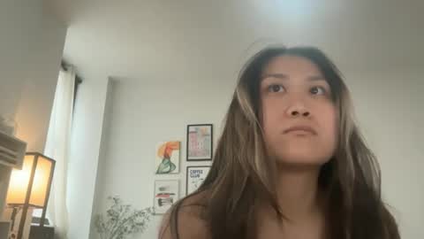 sarahli138974 online show from June 10, 9:46 pm