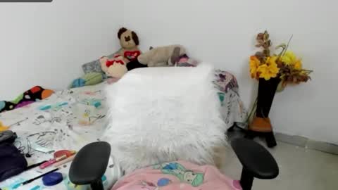 Sarah online show from February 3, 8:08 am