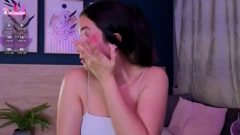 Sarah online show from February 4, 11:49 am