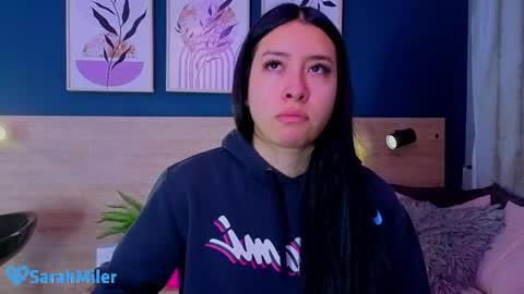 Sarah online show from April 3, 1:53 pm