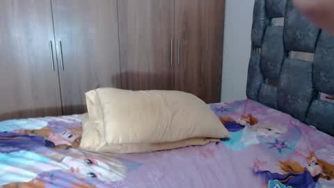 Snapshot of sarahott_1 chatting on January 23, 8:02 pm Lia online show from January 23, 8:02 pm