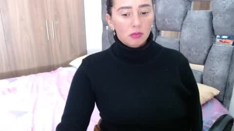 Snapshot of sarahott_1 chatting on January 31, 7:18 pm Lia online show from January 31, 7:18 pm