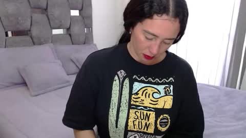 Snapshot of sarahott_1 chatting on September 9, 7:57 pm Lia online show from September 9, 7:57 pm