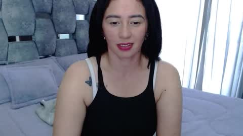 Snapshot of sarahott_1 chatting on September 10, 8:31 pm Lia online show from September 10, 8:31 pm