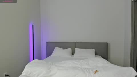 sarahphyllis online show from November 5, 7:36 pm