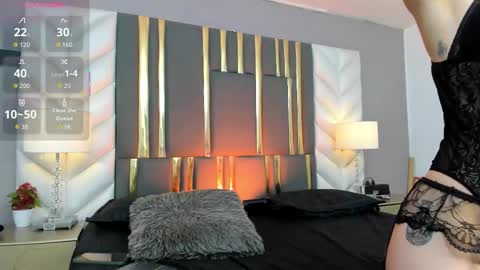 Sara Jonnes online show from September 18, 12:29 pm