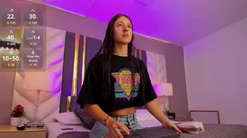 Sara Jonnes online show from October 19, 1:01 pm