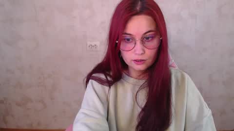 Sara online show from May 11, 8:20 am