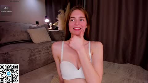 Rosie online show from May 10, 9:09 pm