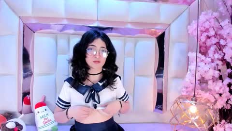 Snapshot of saramartini2 chatting on December 16, 6:07 am sara online show from December 16, 6:07 am