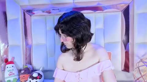 Snapshot of saramartini2 chatting on March 6, 6:21 am sara online show from March 6, 6:21 am