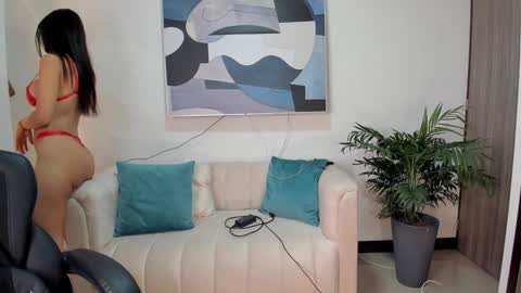 Snapshot of saraparkerx chatting on January 10, 12:59 am I am Sara online show from January 10, 12:59 am