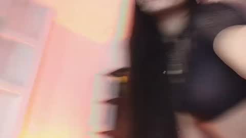 Snapshot of sararoy_ chatting on June 25, 11:31 pm Sara online show from June 25, 11:31 pm