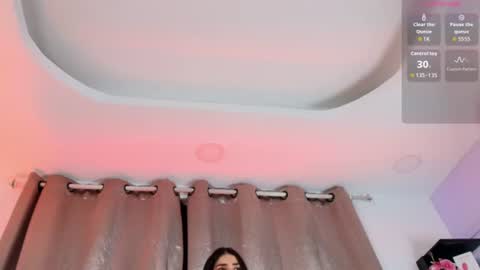 Snapshot of sararoy_ chatting on July 3, 12:17 am Sara online show from July 3, 12:17 am
