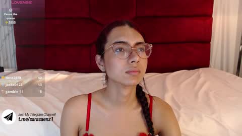 Snapshot of sarasaenz_99 chatting on January 11, 10:40 pm Sara online show from January 11, 10:40 pm