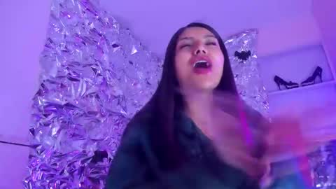 sarastonesx online show from November 29, 7:22 am