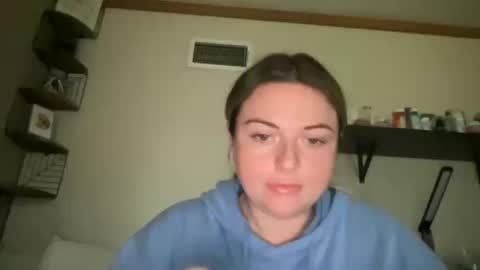 Snapshot of saraxsmiles chatting on October 15, 6:19 pm saraxsmiles online show from October 15, 6:19 pm