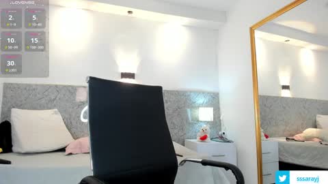 Snapshot of saray_cum chatting on January 15, 7:44 pm saray online show from January 15, 7:44 pm