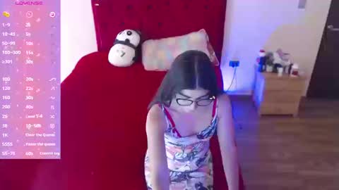 Snapshot of saray_honey1 chatting on September 15, 8:31 pm saray online show from September 15, 8:31 pm