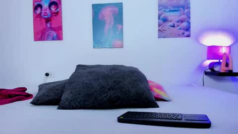 Snapshot of saray_rivas18 chatting on October 3, 11:07 am saray 18 online show from October 3, 11:07 am