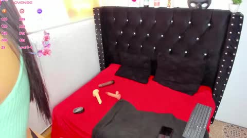 Saray online show from March 3, 2:48 pm
