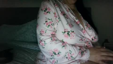 Sara online show from March 31, 11:05 pm