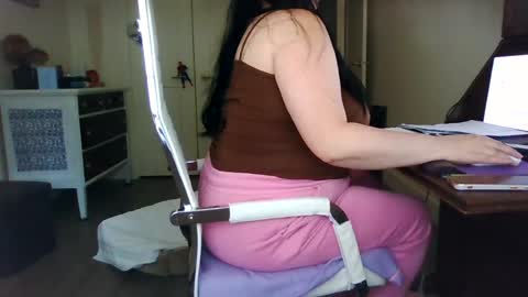 Sara online show from June 26, 4:55 pm