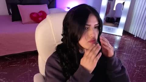 Snapshot of sari_belle chatting on September 21, 11:34 am Sari  online show from September 21, 11:34 am