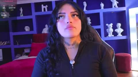 Snapshot of sari_belle chatting on October 19, 9:37 pm Sari  online show from October 19, 9:37 pm