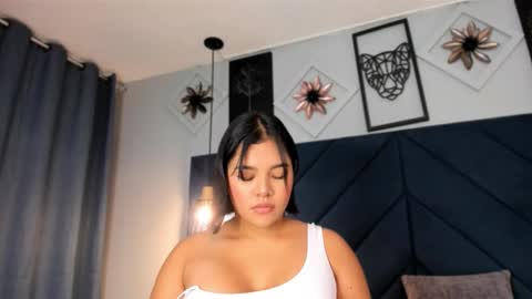 Snapshot of sarita_hills chatting on February 21, 4:57 am Sara online show from February 21, 4:57 am