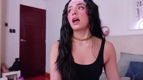 Sara online show from December 21, 8:38 pm