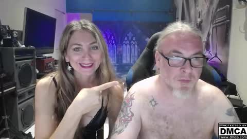 Giselle and Jay online show from October 23, 6:50 pm